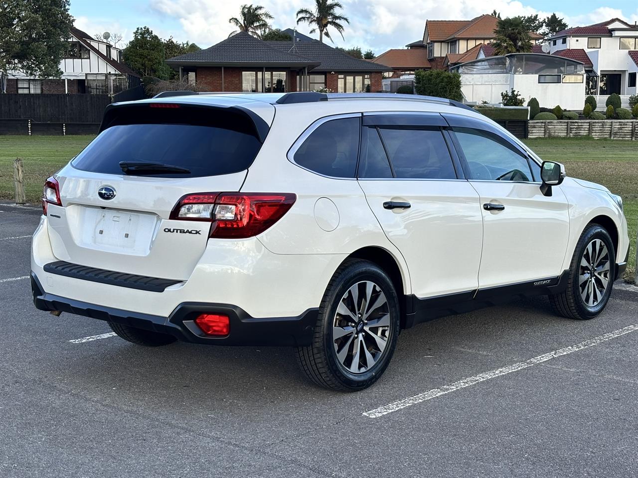 2015 Subaru Outback 2.5 Limited Smart ED Carousel 17