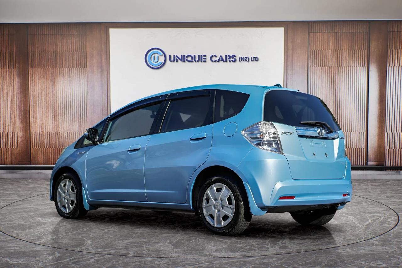 2012 Honda Fit Hybrid Smart Selection Carousel 15