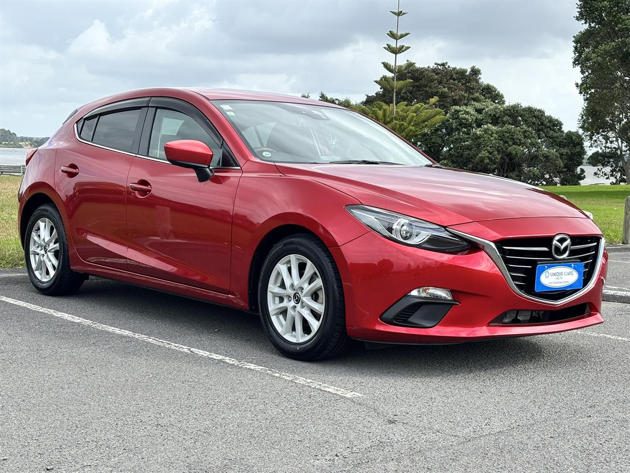 2015 Mazda Axela 15S Skyactiv Carousel 11