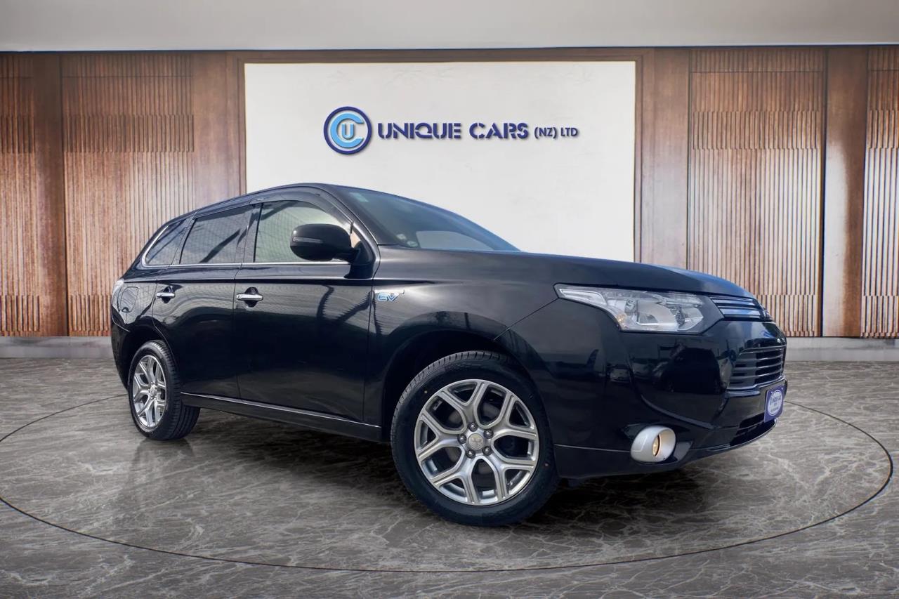 2013 Mitsubishi Outlander 2.0G 4WD PHEV Carousel 10