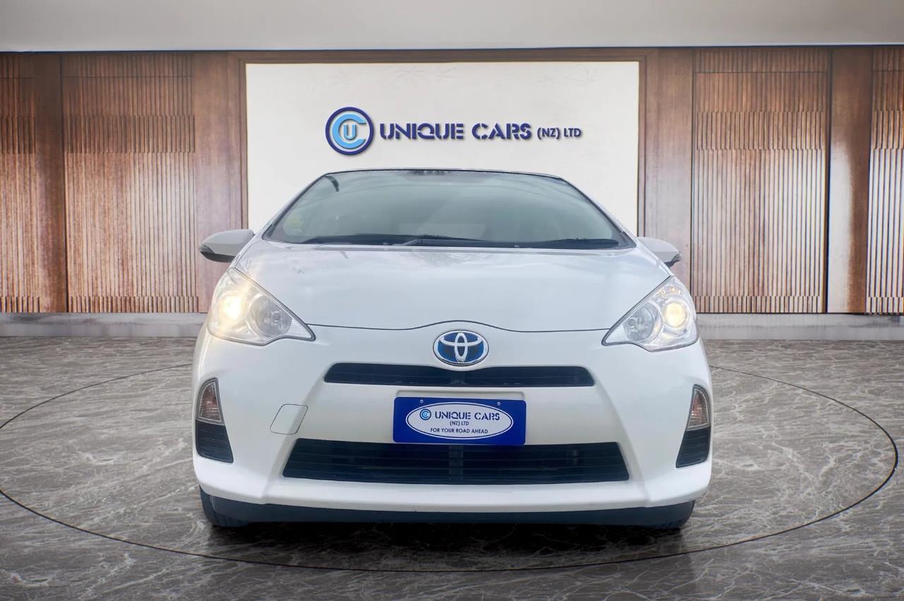 2014 Toyota Aqua 1.5 Type L Hybrid Carousel 12