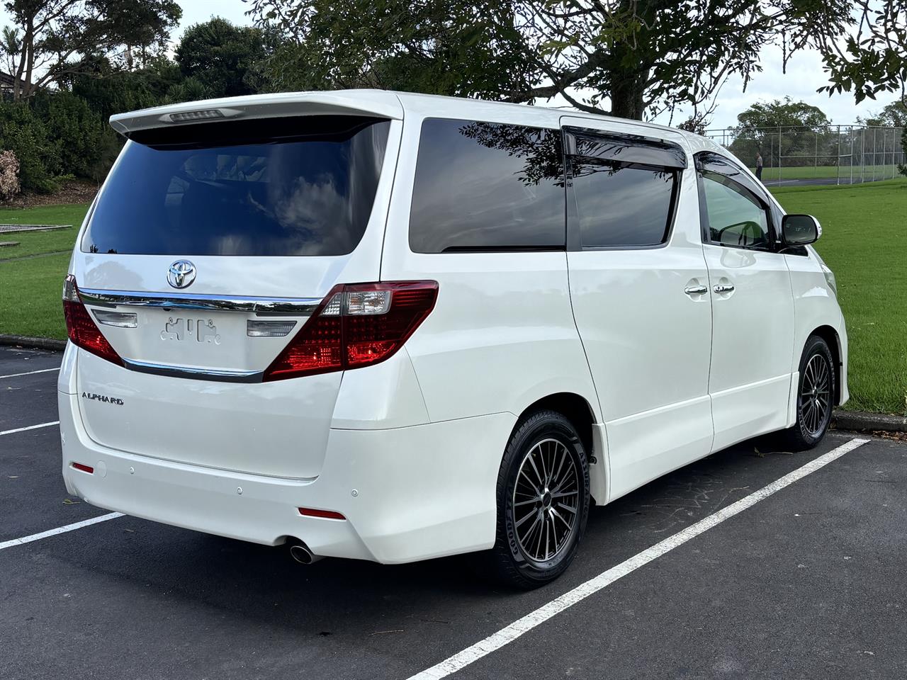 2012 Toyota Alphard 240S 7 Seater Carousel 15