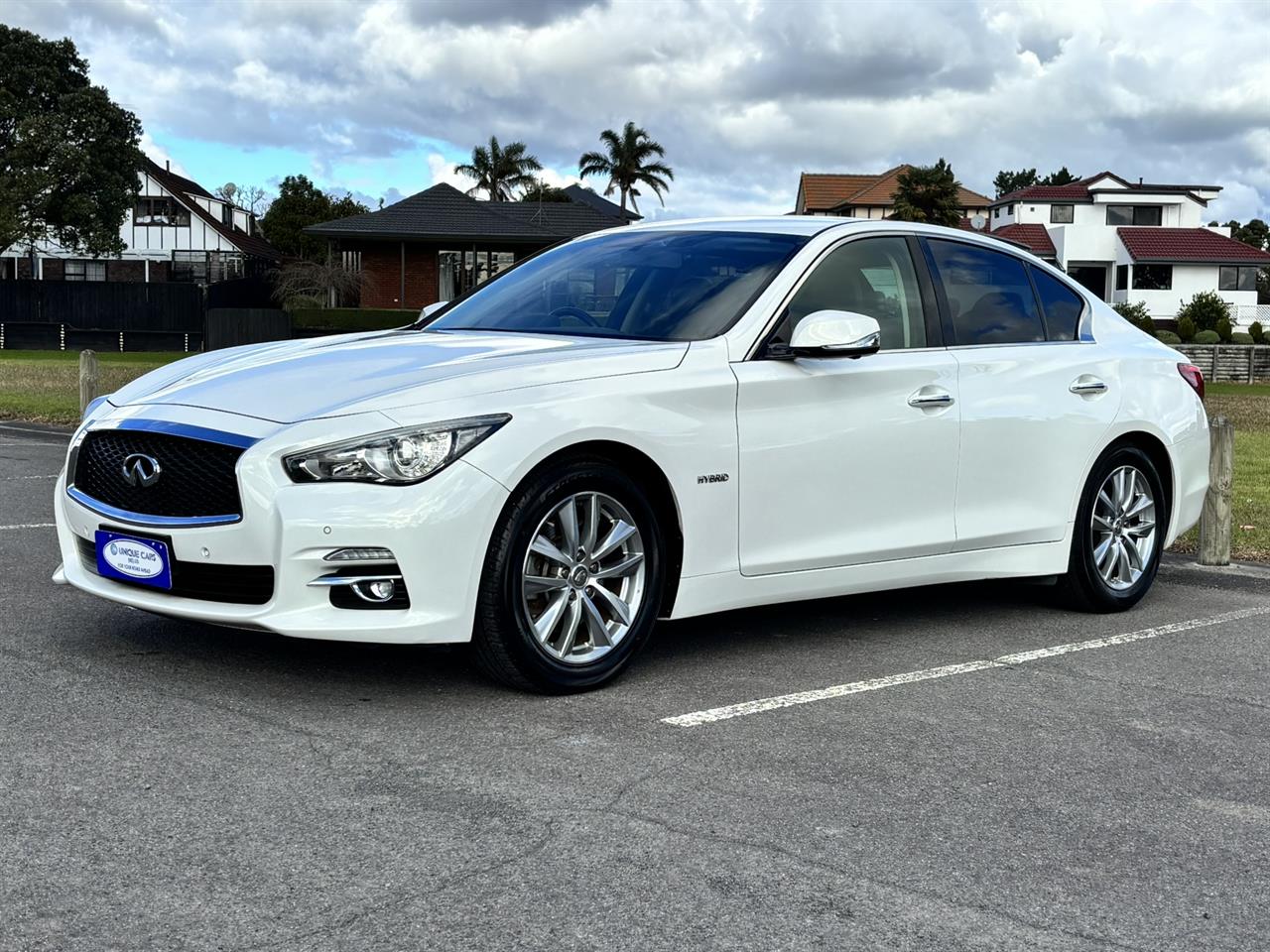 2015 Nissan Skyline 350GT Hybrid Carousel 14