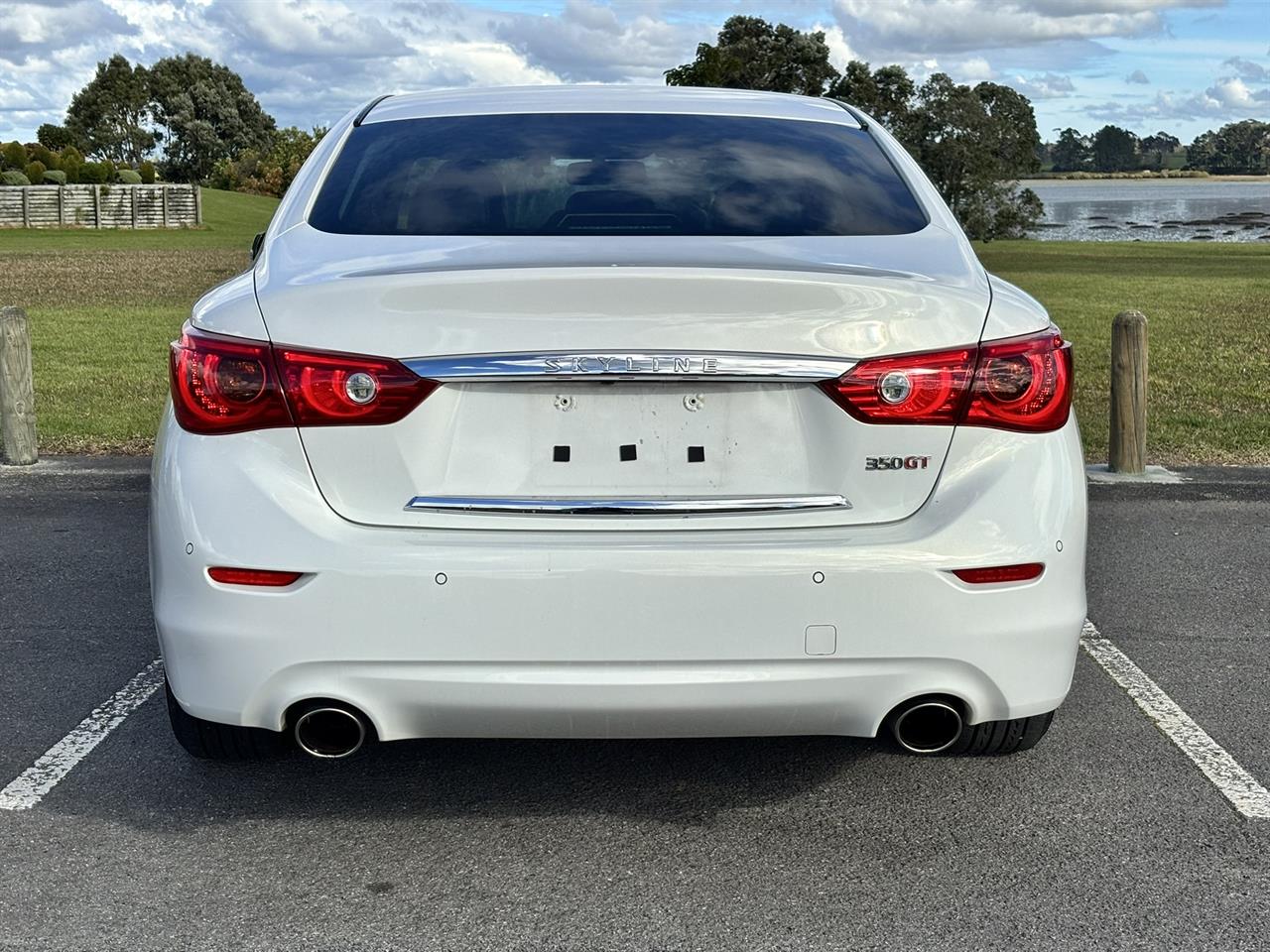 2015 Nissan Skyline 350GT Hybrid Carousel 17