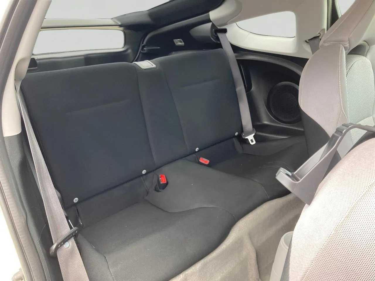 2010 Honda CR-Z 1.5 Alpha Hybrid Carousel 5