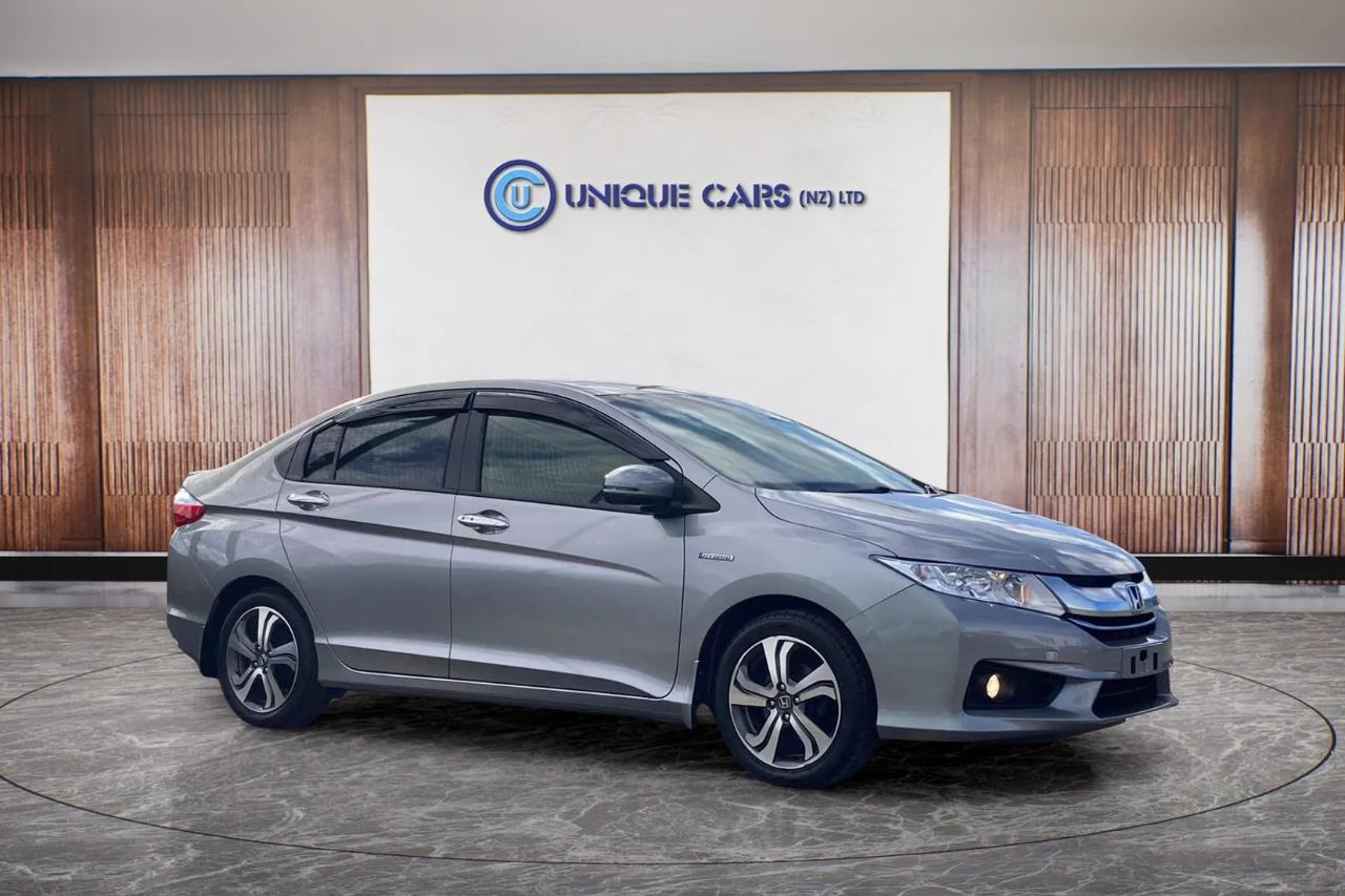 2015 Honda Grace 1.5EX Hybrid Carousel 11