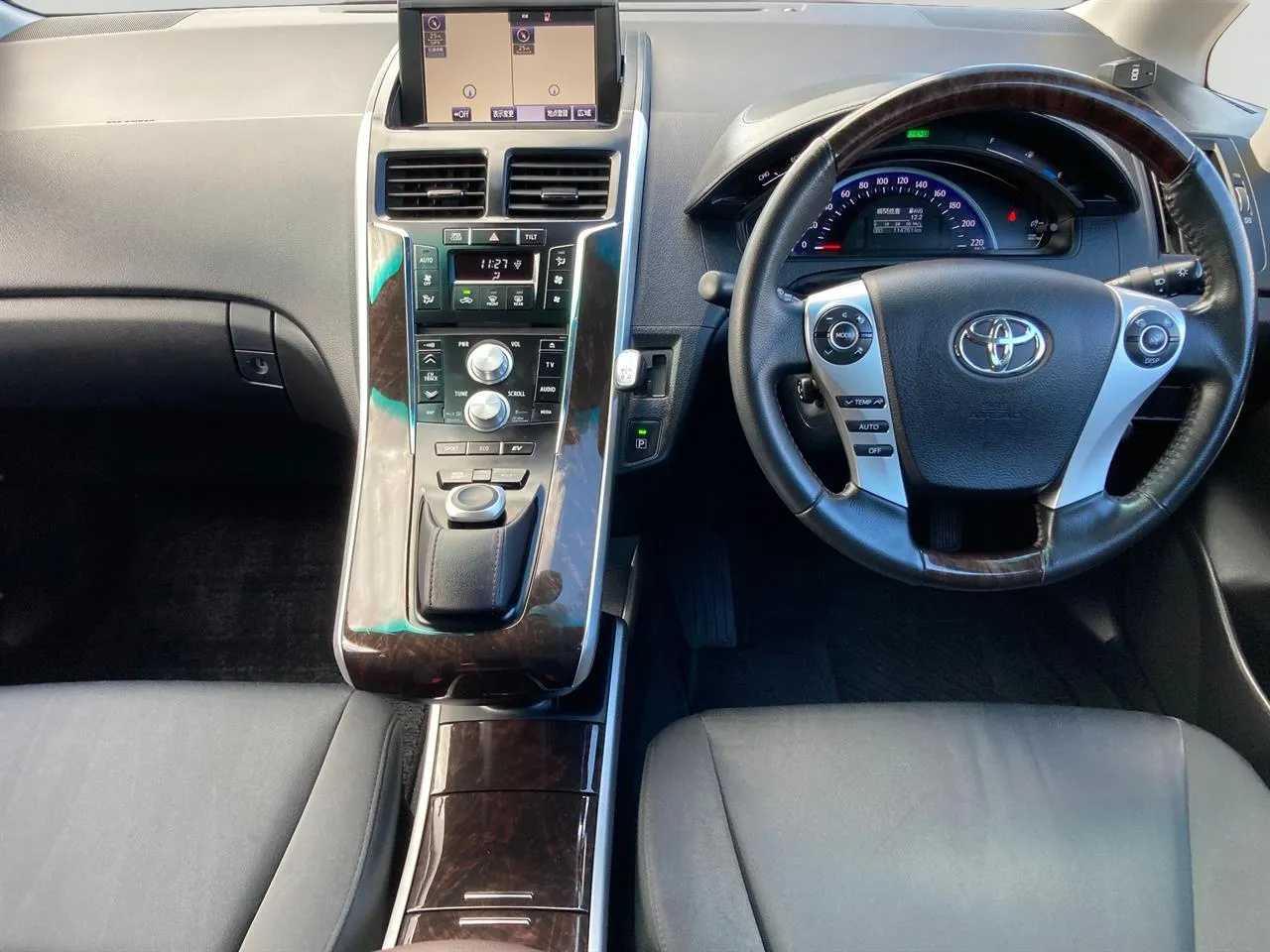 2014 Toyota Sai 2.4 G Hybrid Carousel 1