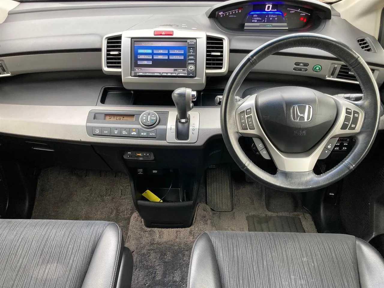 2012 Honda Freed 1.5 Hybrid Flexi Package Carousel 1