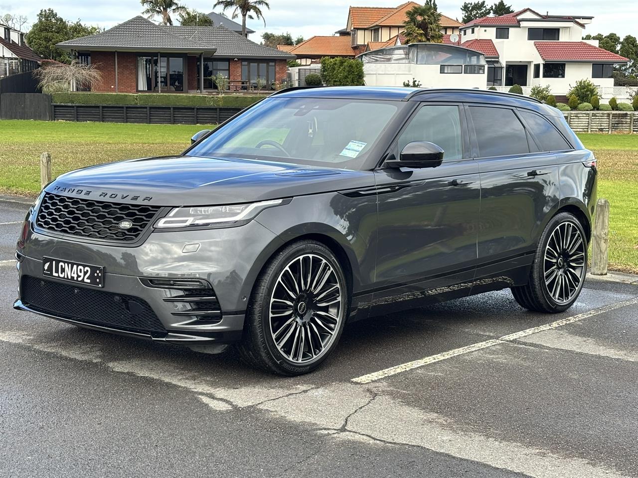 2017 Land Rover Range Rover Velar SD6 R-Dynamic HSE Carousel 14