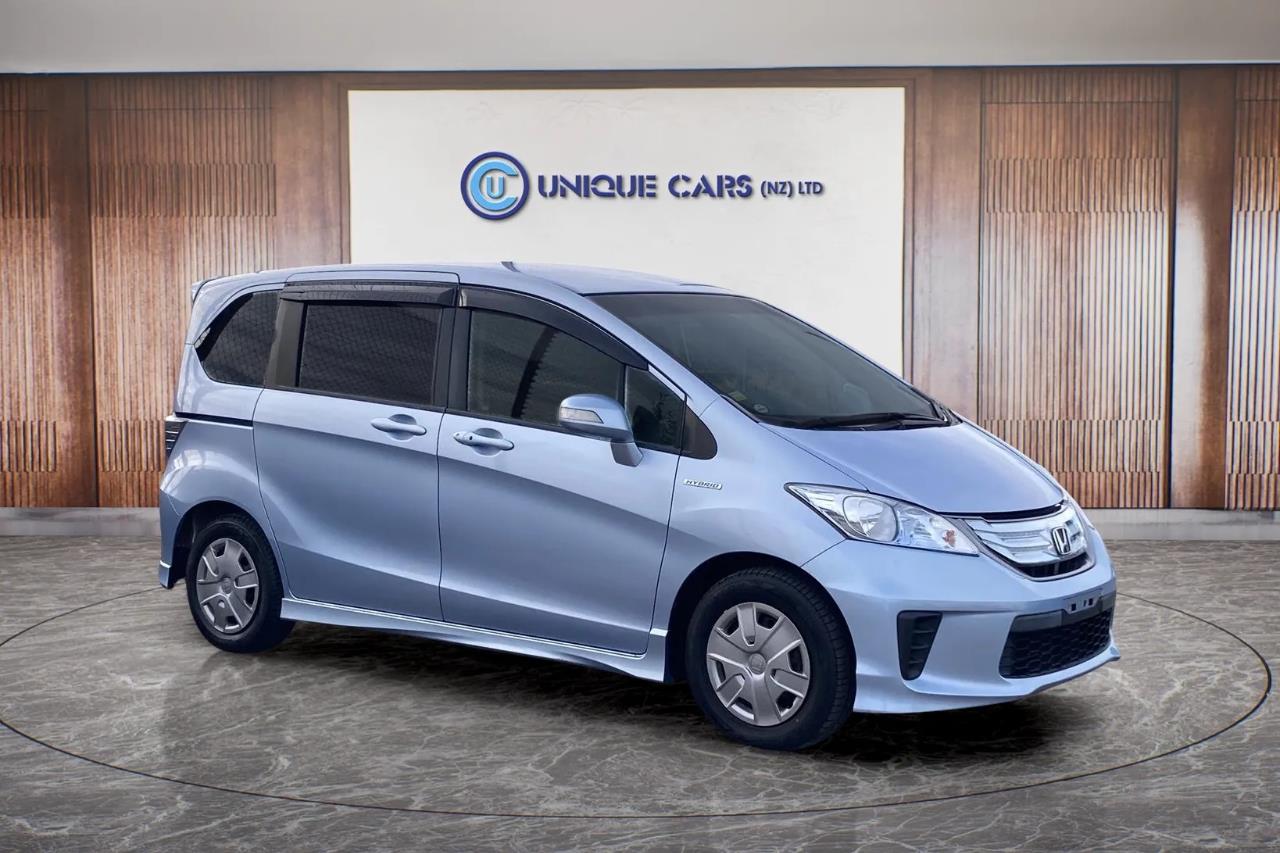 2013 Honda Freed 1.5 Hybrid Flexi Package