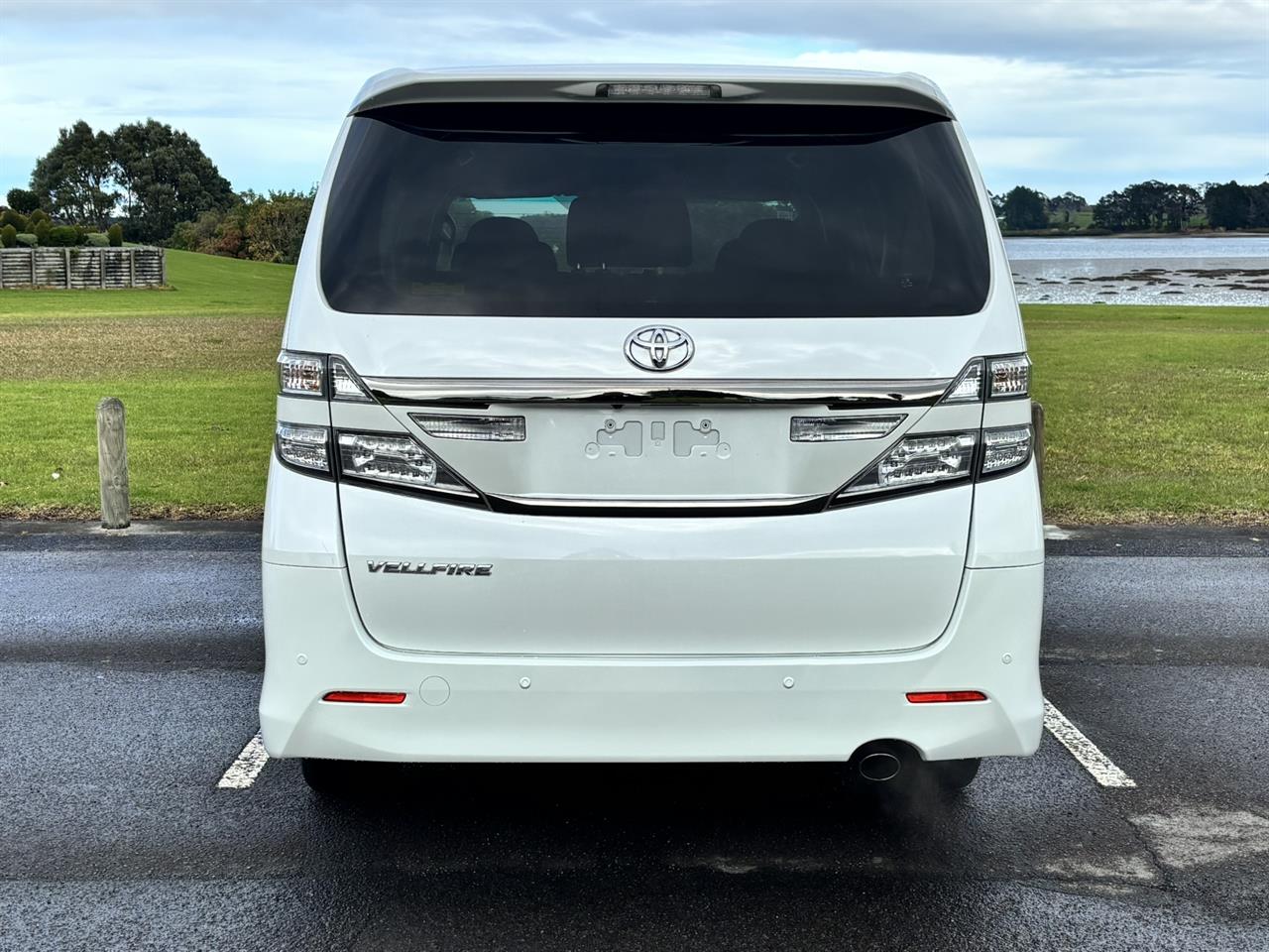 2013 Toyota Vellfire 24Z 7 Seater Carousel 17