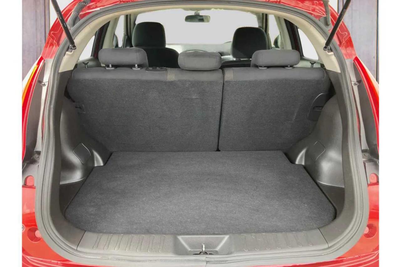 2011 Nissan Juke 16GT Type V Carousel 6