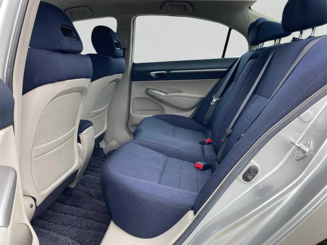 2006 Honda Civic 2.0GL Carousel 6