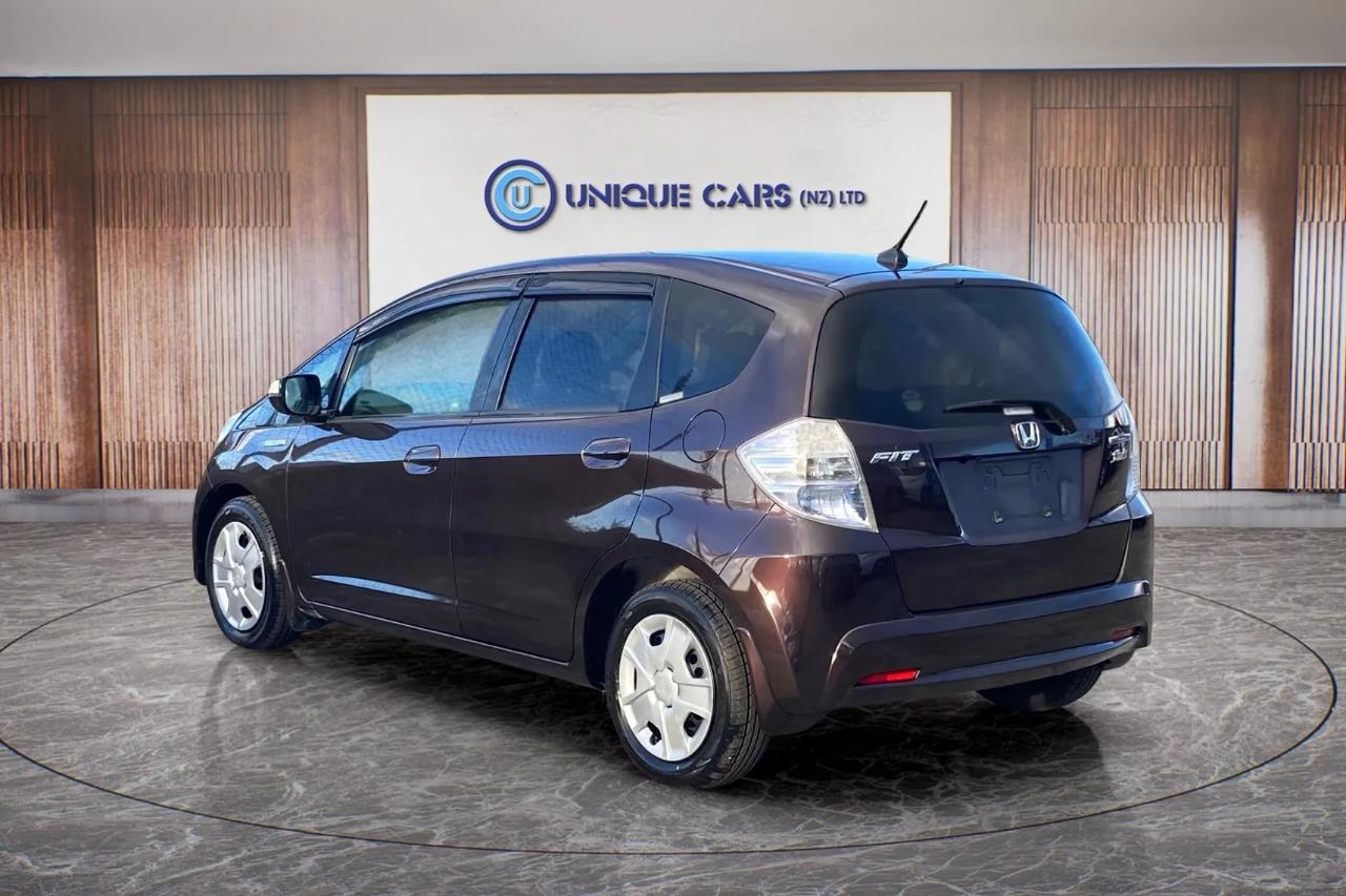2012 Honda Fit Hybrid Smart Selection Carousel 15