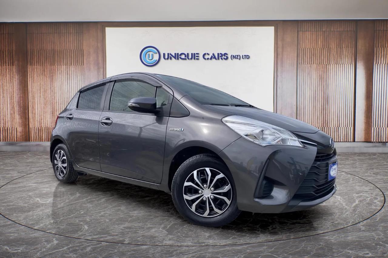 2017 Toyota Vitz 1.5 F Hybrid Carousel 10