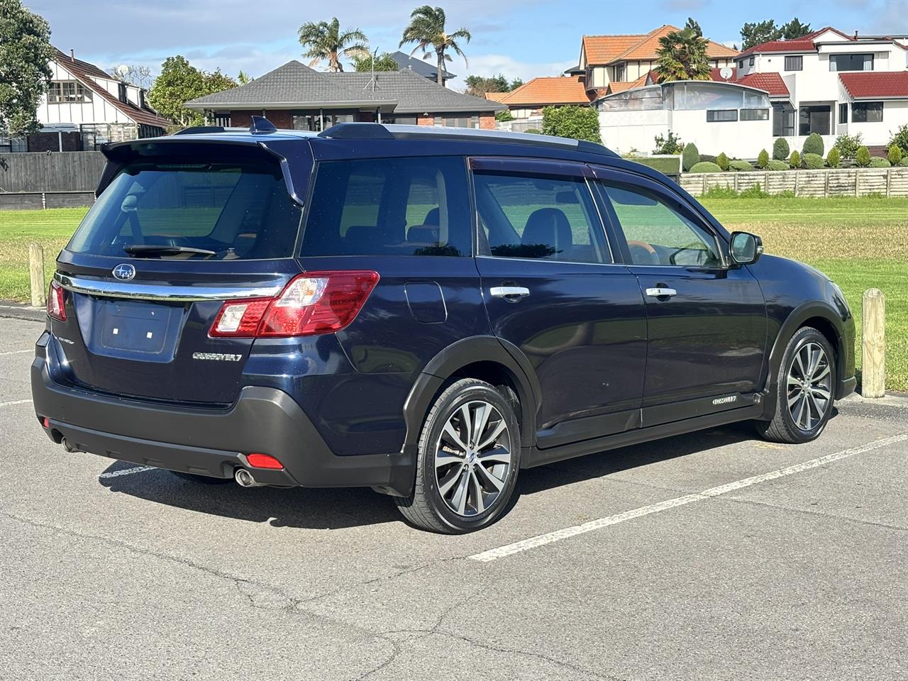 2015 Subaru Exiga Crossover 7  I-Eyesight Carousel 17
