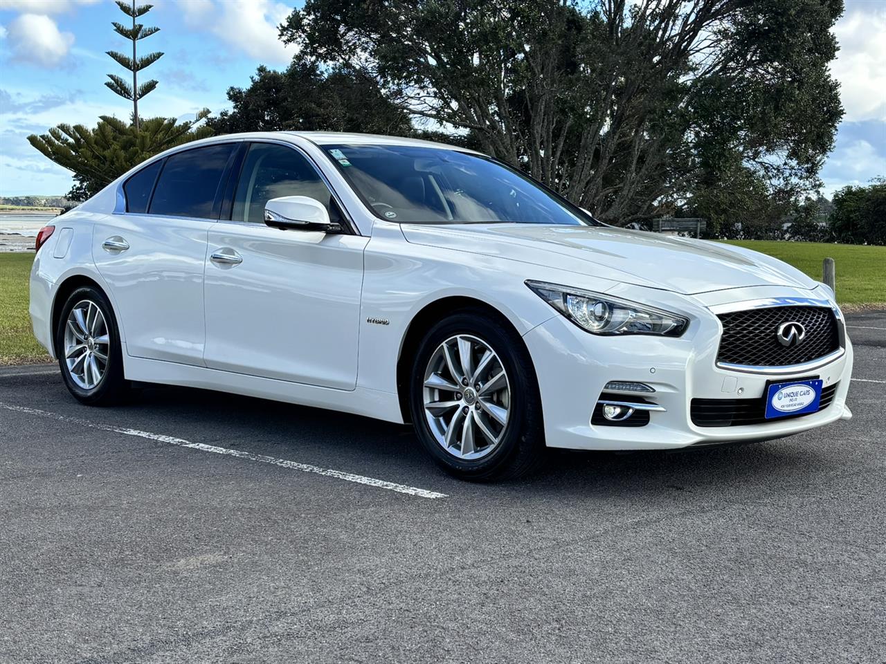 2015 Nissan Skyline 350GT Hybrid Carousel 10