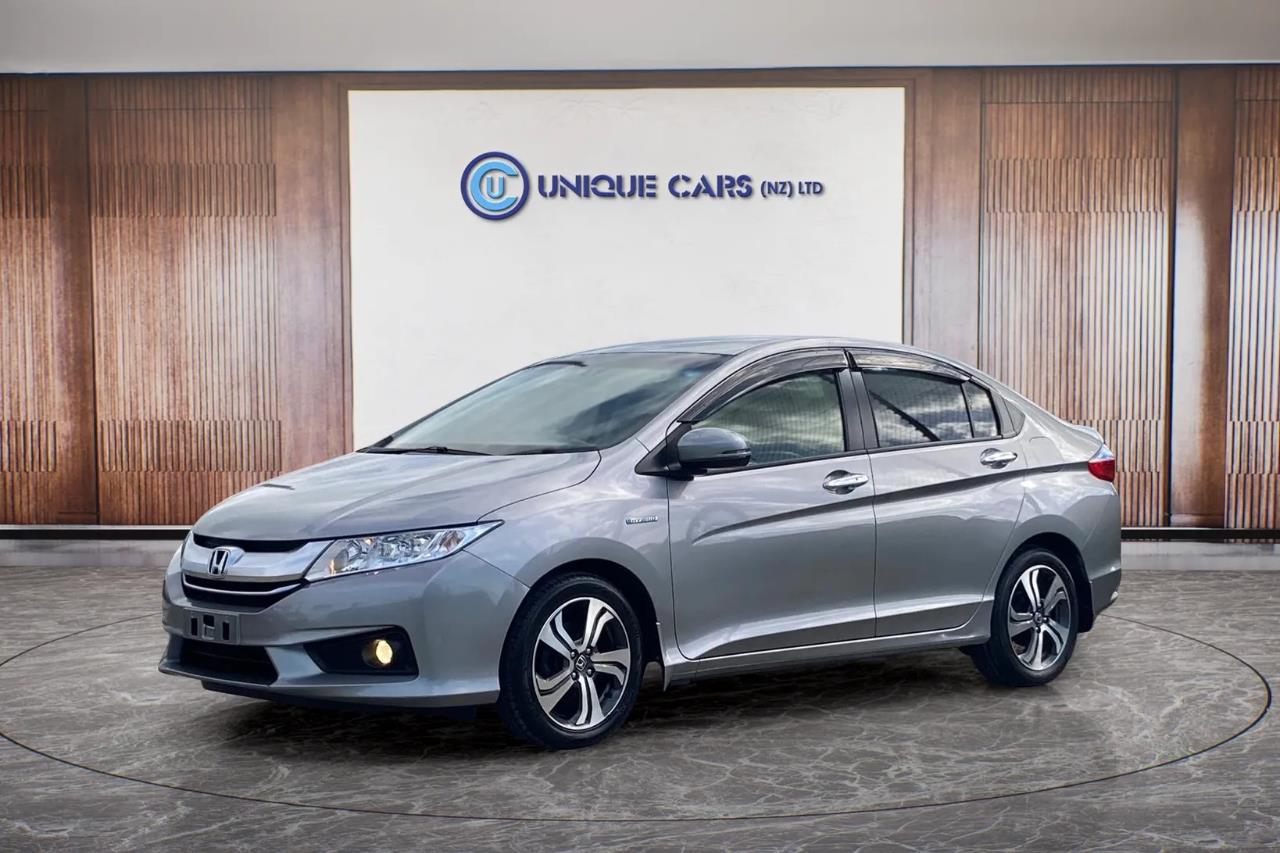2015 Honda Grace 1.5EX Hybrid Carousel 14