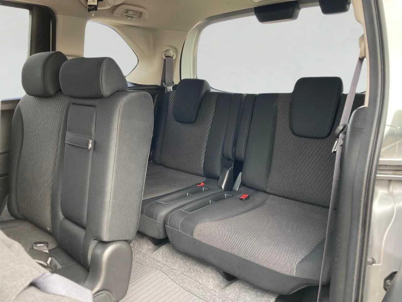 2012 Honda Freed 1.5 Hybrid 7 Seater Carousel 5