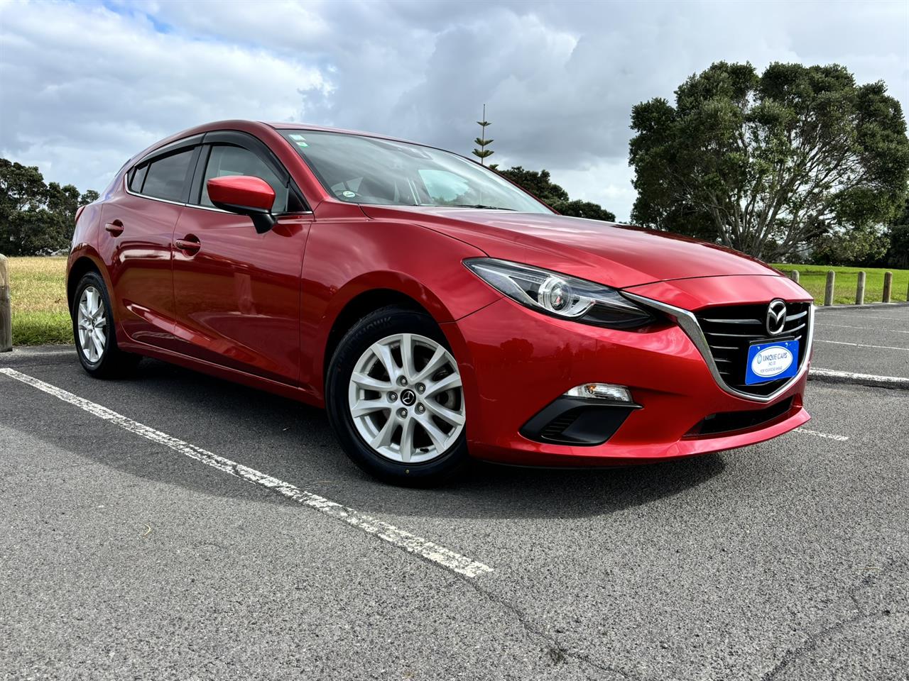 2015 Mazda Axela 15S Skyactiv