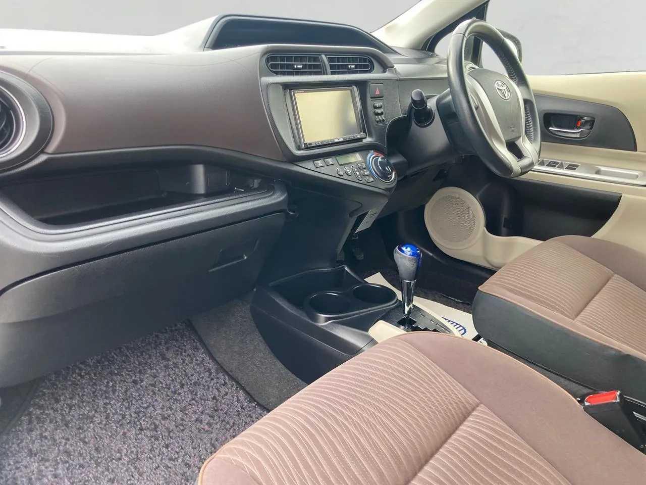 2012 Toyota Aqua 1.5 Type G Hybrid Carousel 3