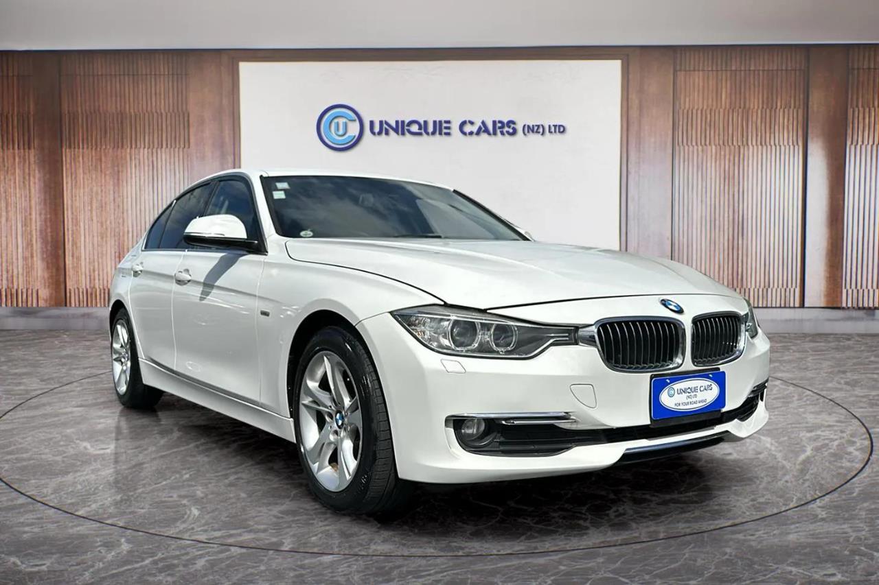 2013 BMW 320D Luxury Package Carousel 11