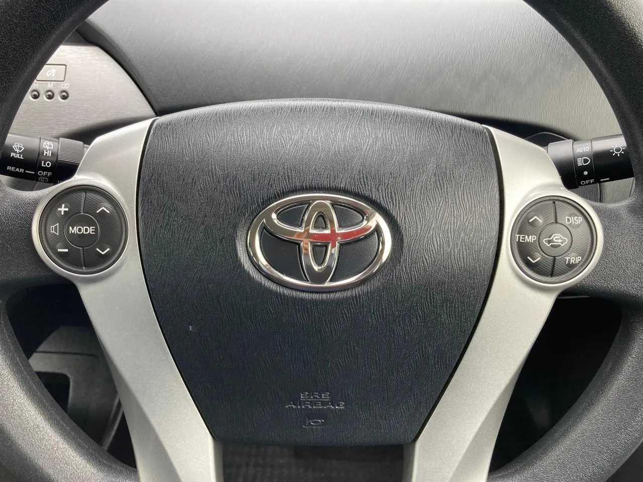 2014 Toyota Prius 1.8 Type S Facelift Carousel 8