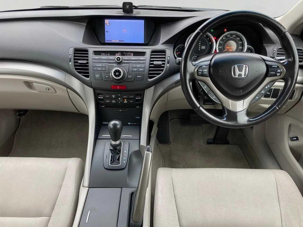2009 Honda Accord 2.4 Euro TL Carousel 1
