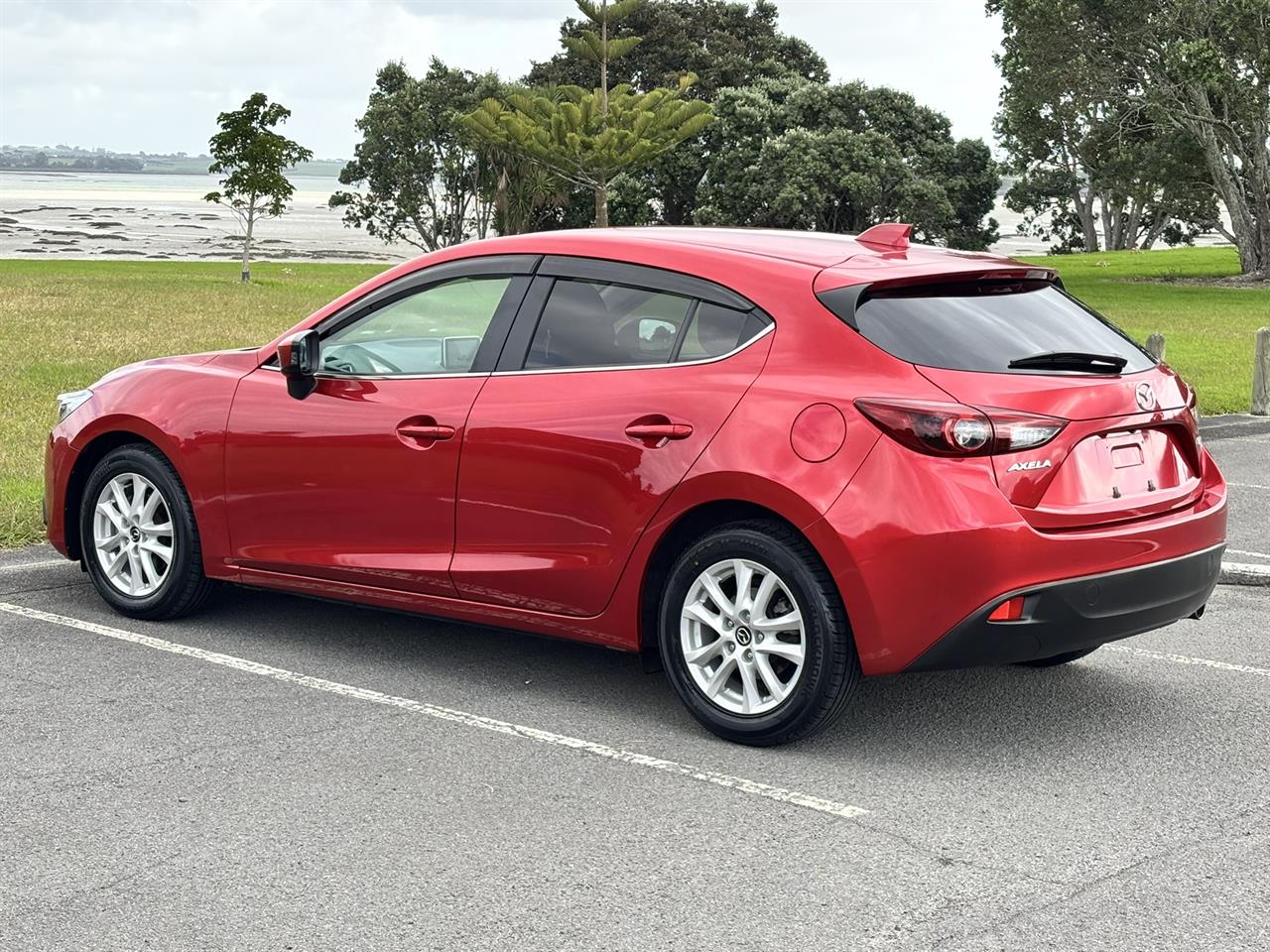 2015 Mazda Axela 15S Skyactiv Carousel 15