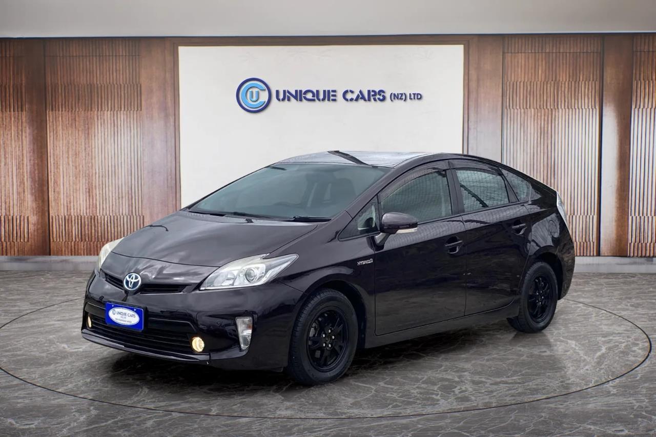 2014 Toyota Prius 1.8 Type S Facelift Carousel 13
