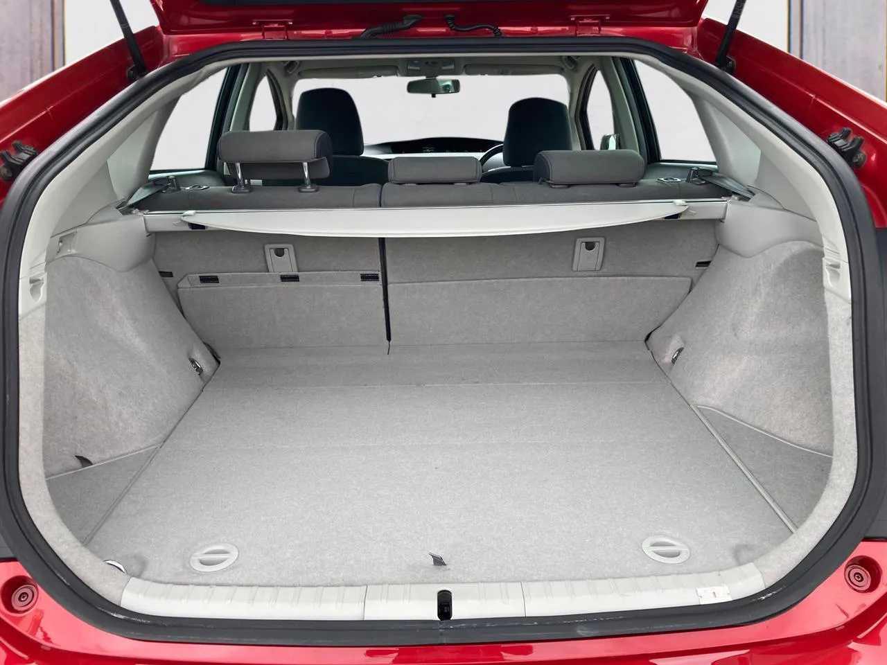 2011 Toyota Prius 1.8 Type S Facelift Carousel 6