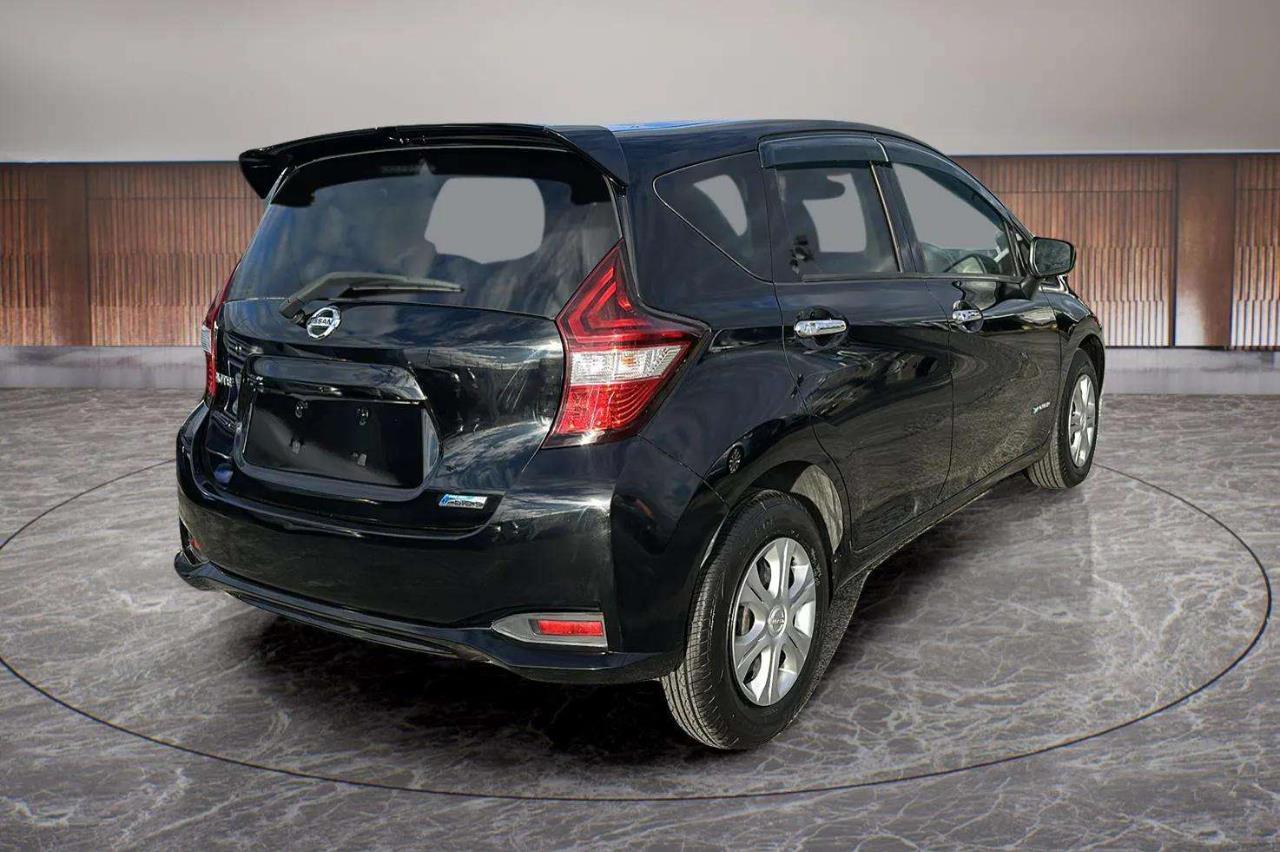 2016 Nissan Note E-Power X Ltd Carousel 17