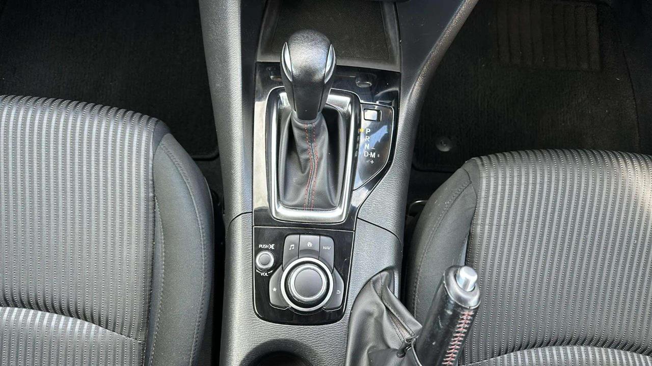 2013 Mazda Axela 20S Skyactic with i-Stop Carousel 9