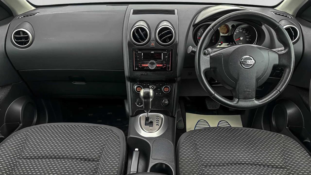 2007 Nissan Dualis 20G with Sunroof Carousel 1