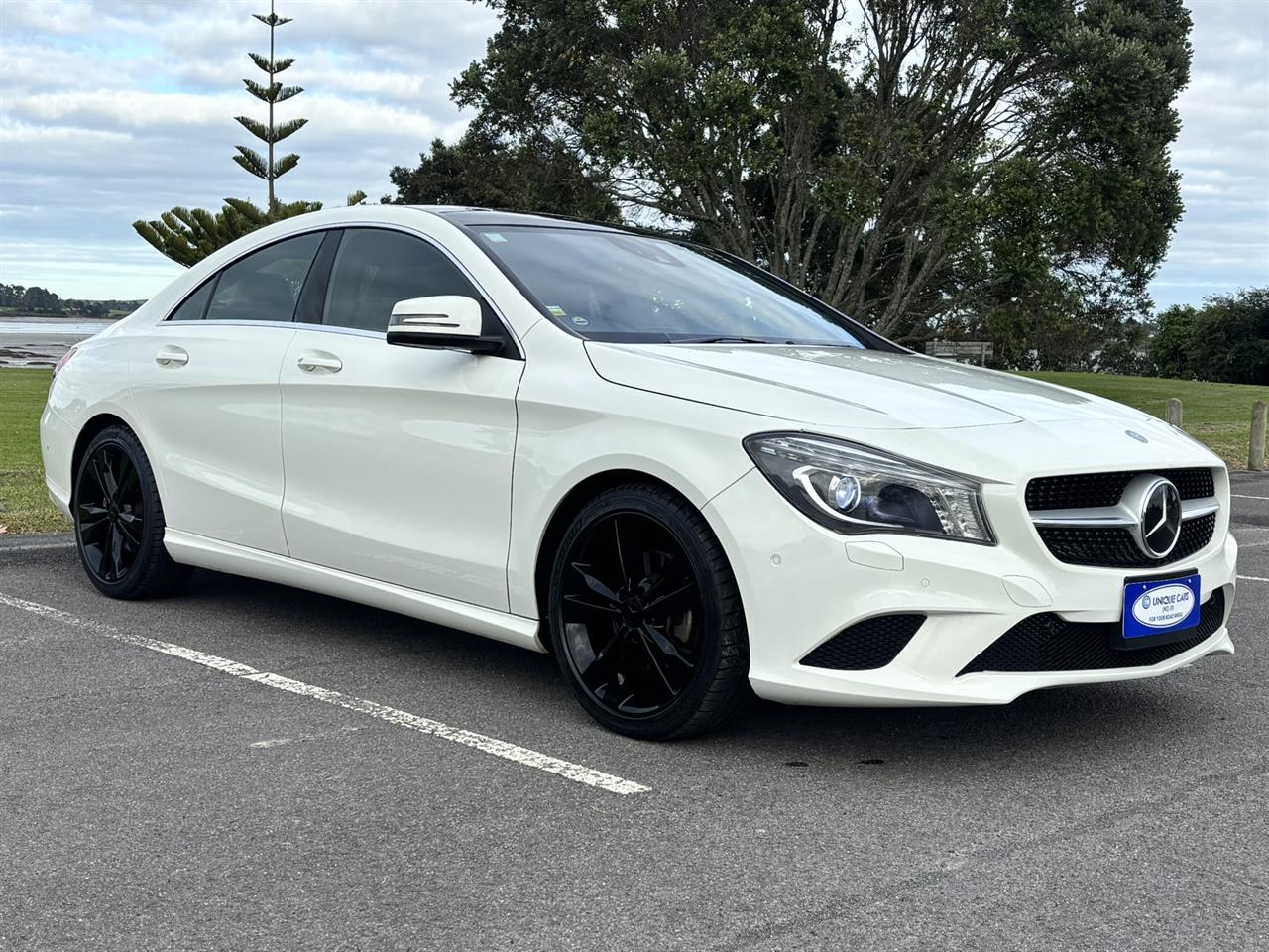 2013 Mercedes-Benz CLA180 Luxury edition Carousel 9