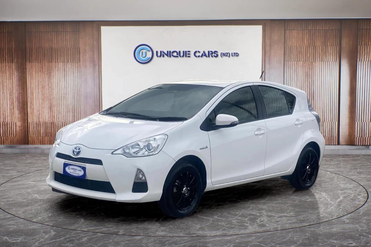 2014 Toyota Aqua 1.5 Type L Hybrid Carousel 14