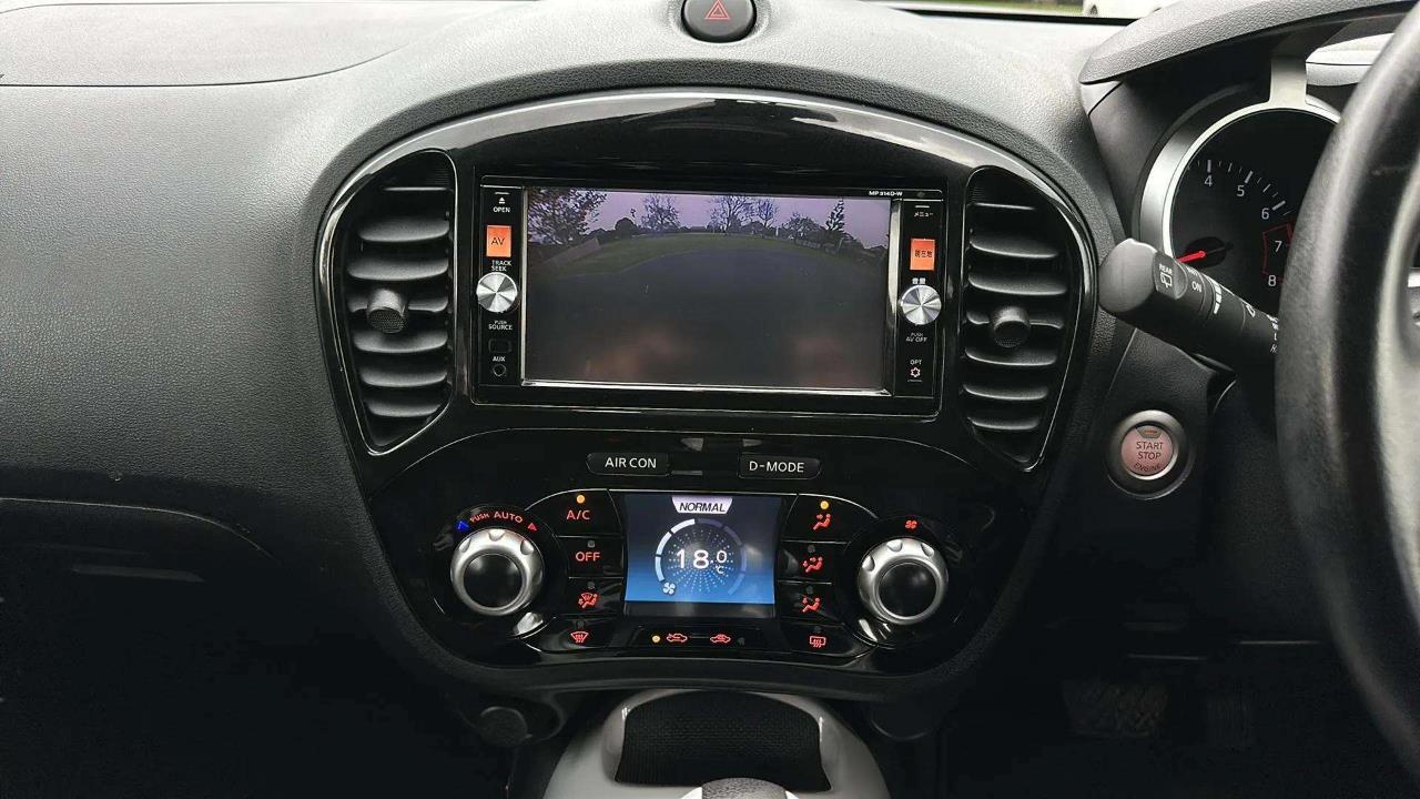 2014 Nissan Juke 15RX Type V Carousel 9