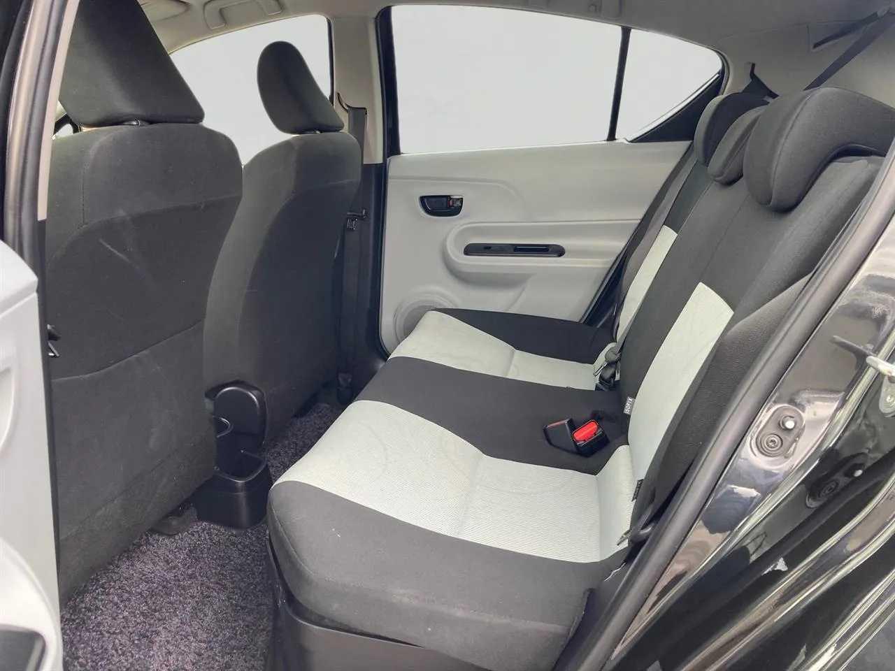 2012 Toyota Aqua Type S with Push Start Carousel 5