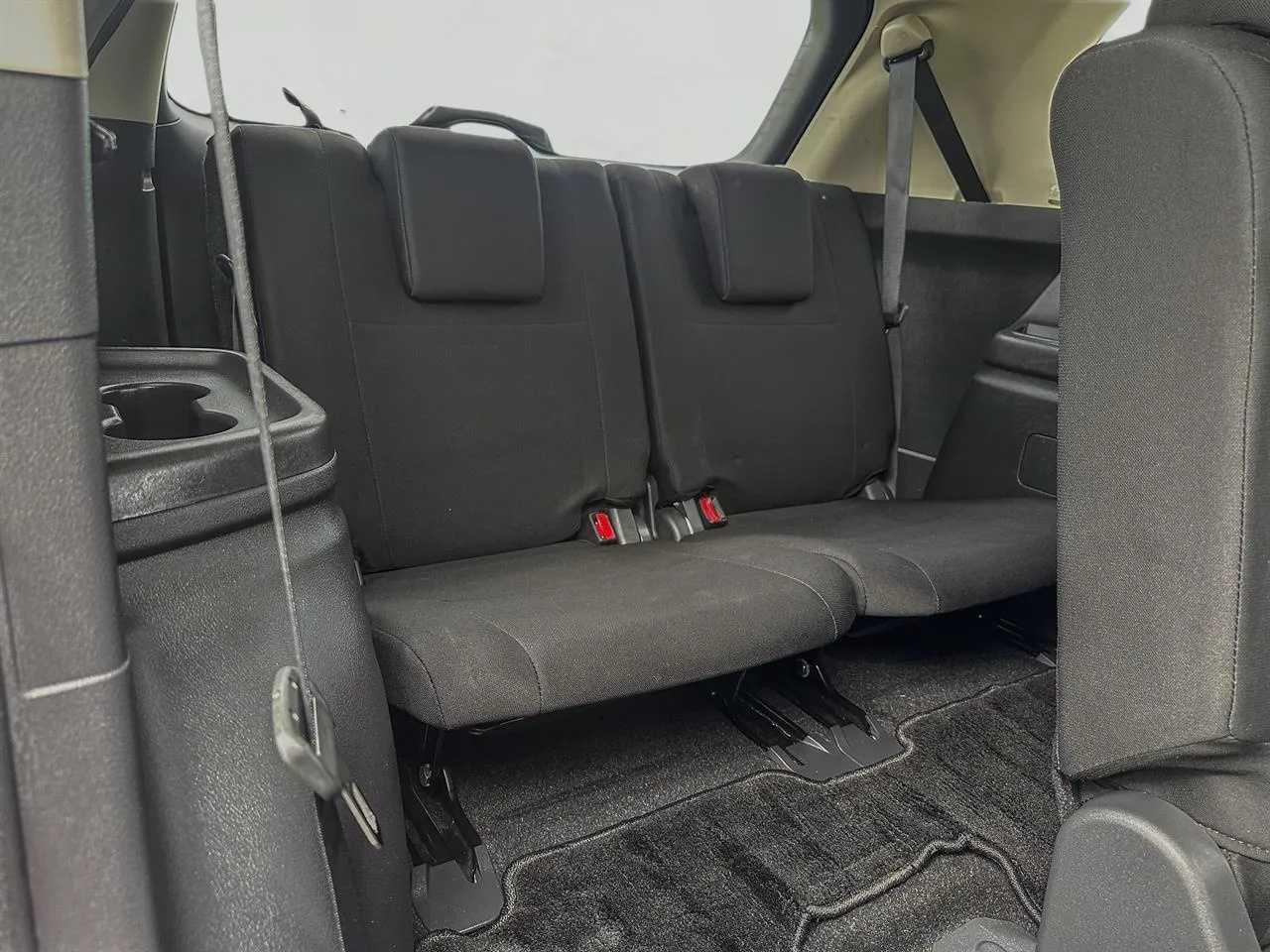 2014 Mitsubishi Outlander 2.4G 4WD 7 Seater Carousel 4