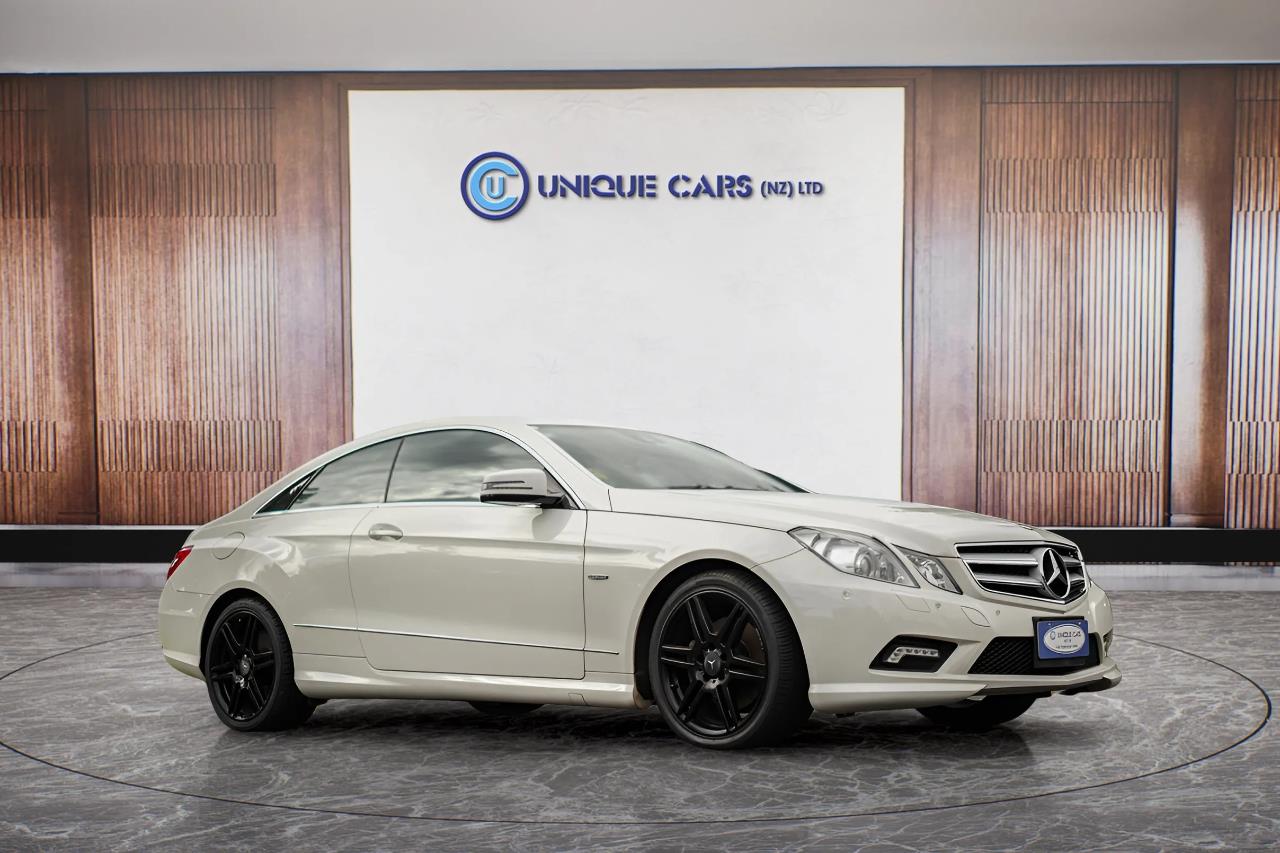 2010 Mercedes-Benz E250 CGI Blue Efficiency Carousel 11