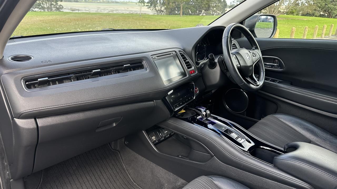 2013 Honda Vezel 1.5 Z Hybrid Carousel 4