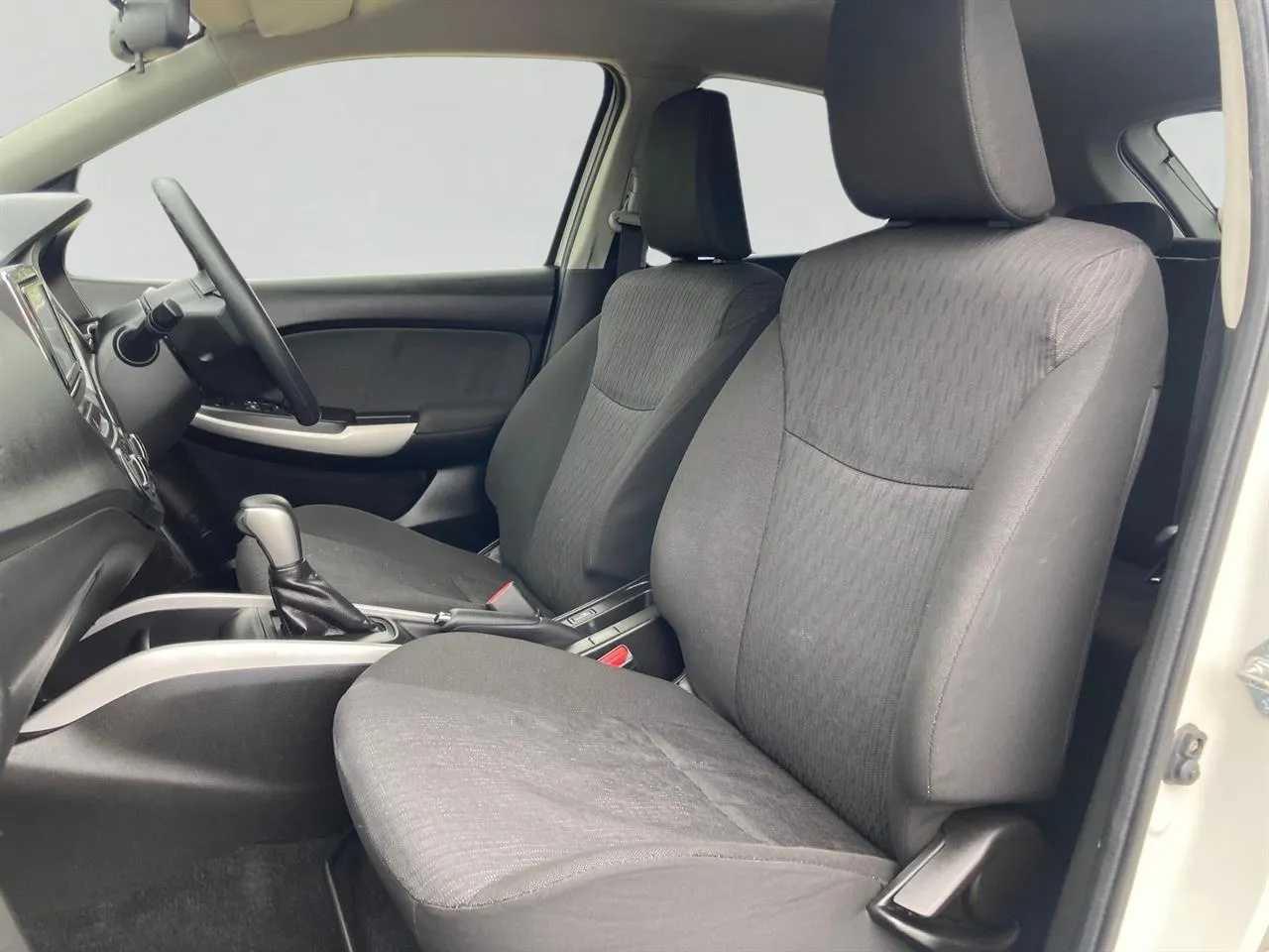 2016 Suzuki Baleno 1.2 XG Carousel 4