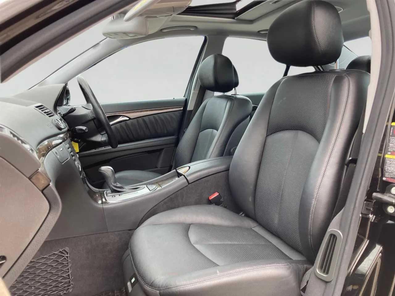 2006 Mercedes-Benz E350 Avantgarde Carousel 4