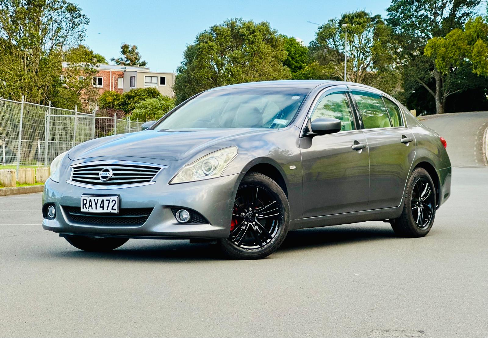 2012 Nissan Skyline Carousel 2