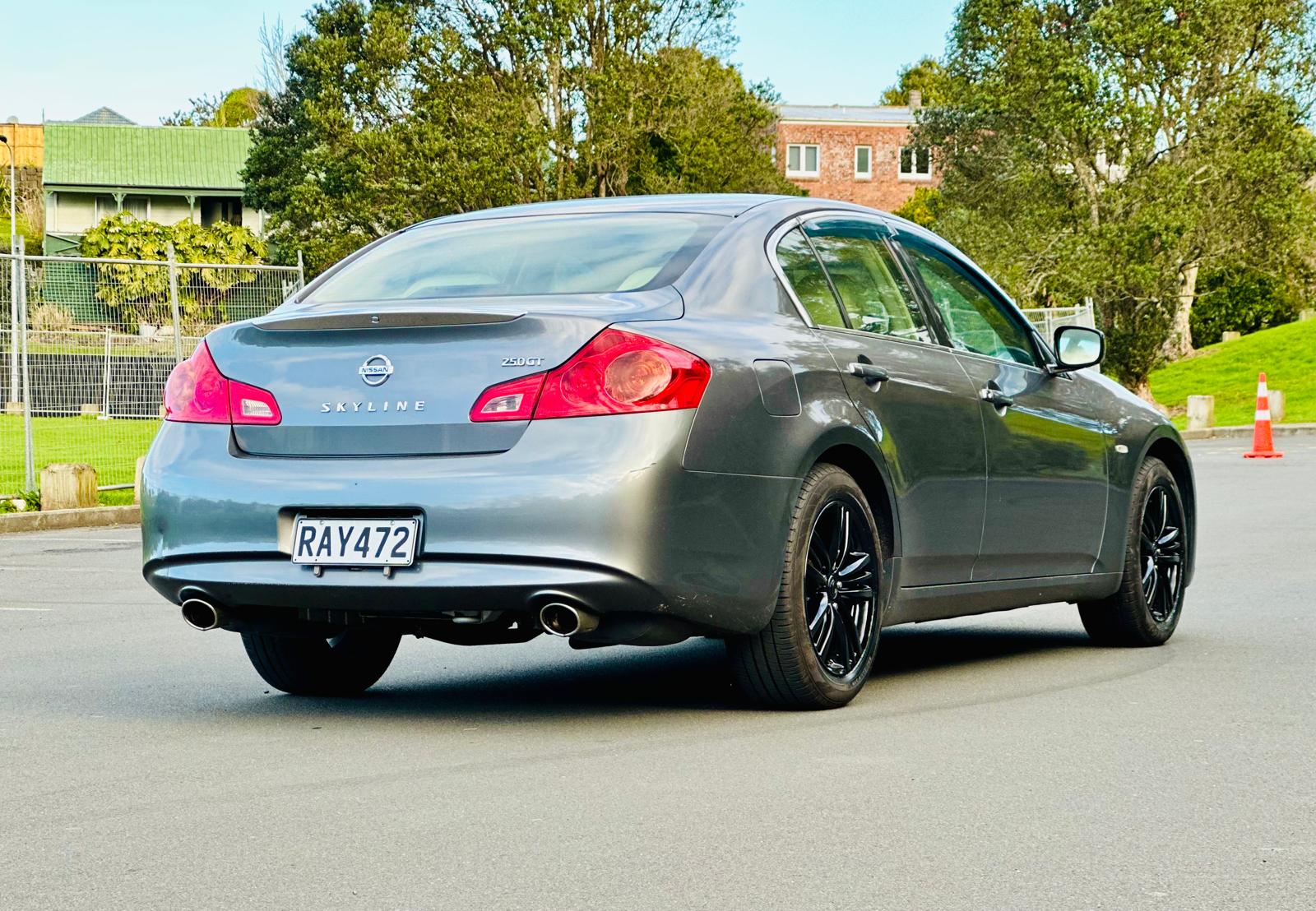 2012 Nissan Skyline Carousel 5
