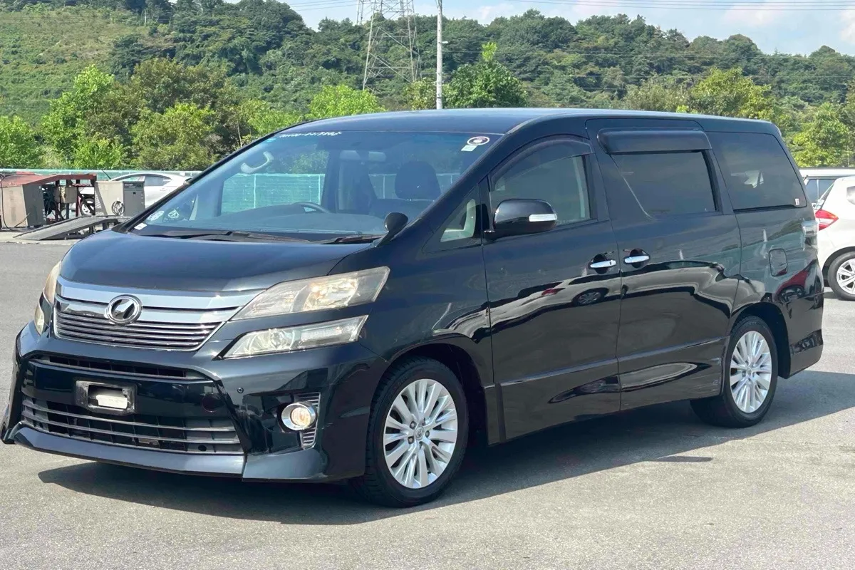 2012 Toyota Vellfire 2.4Z 8-Seater Carousel 2