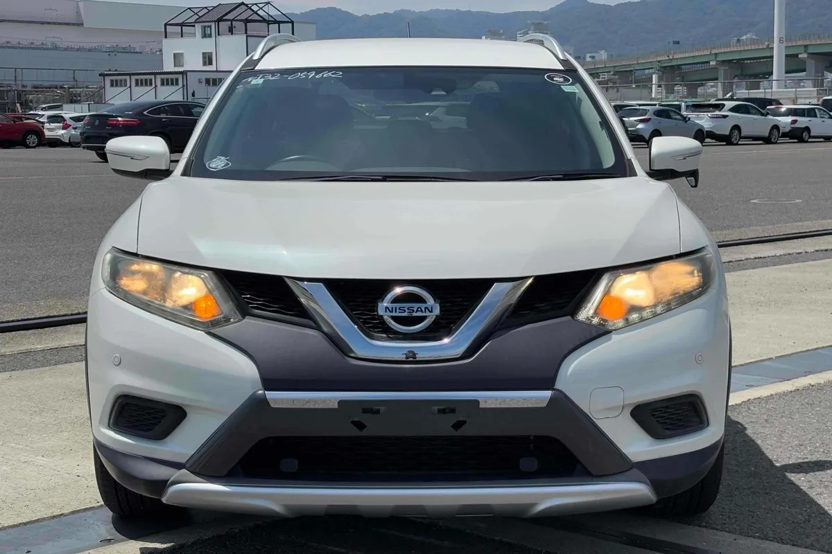 2017 Nissan X-Trail 20X 4WD *Emergency Brake PKG* Carousel 1