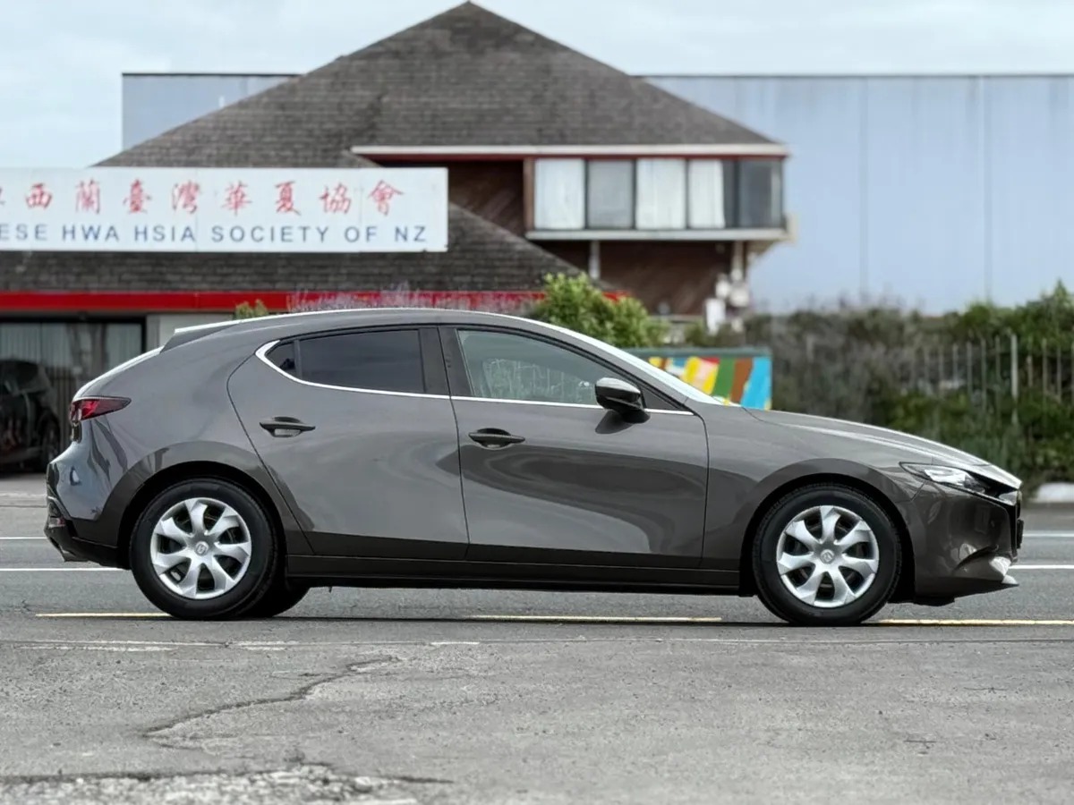 2021 Mazda 3  Carousel 2