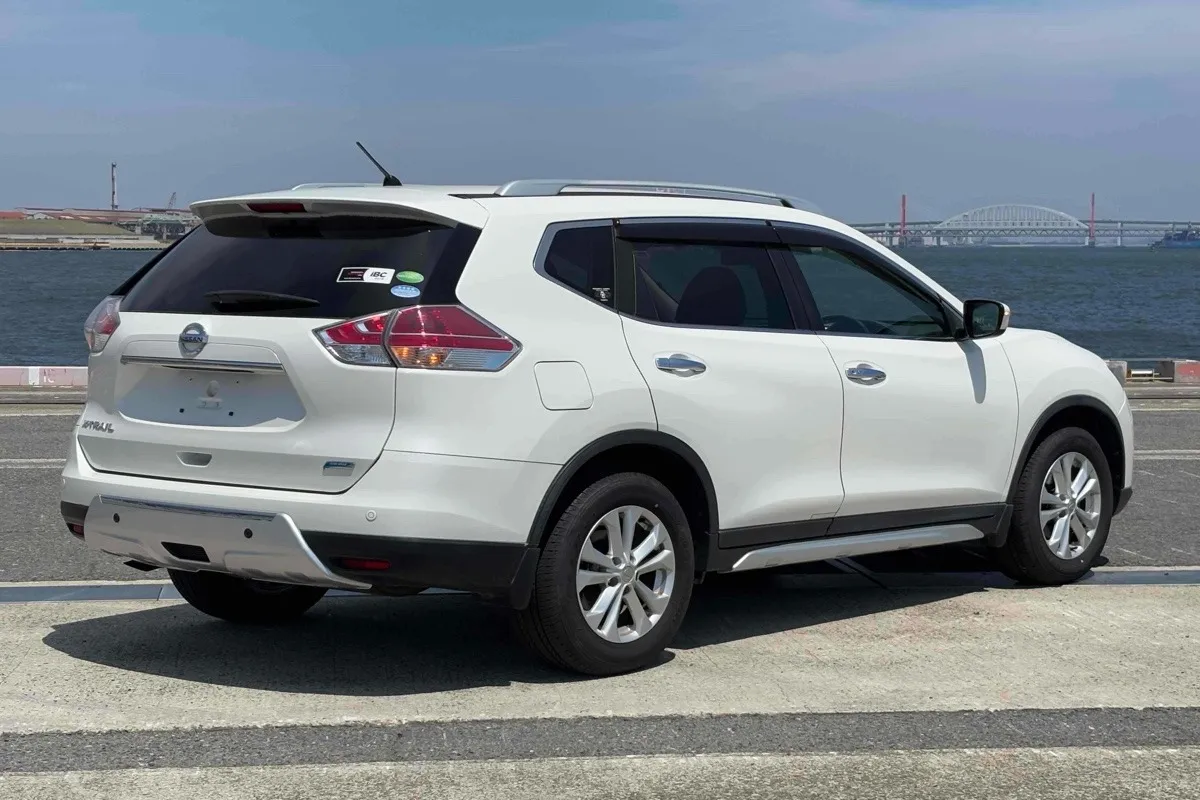 2017 Nissan X-Trail 20X 4WD *Emergency Brake PKG* Carousel 3