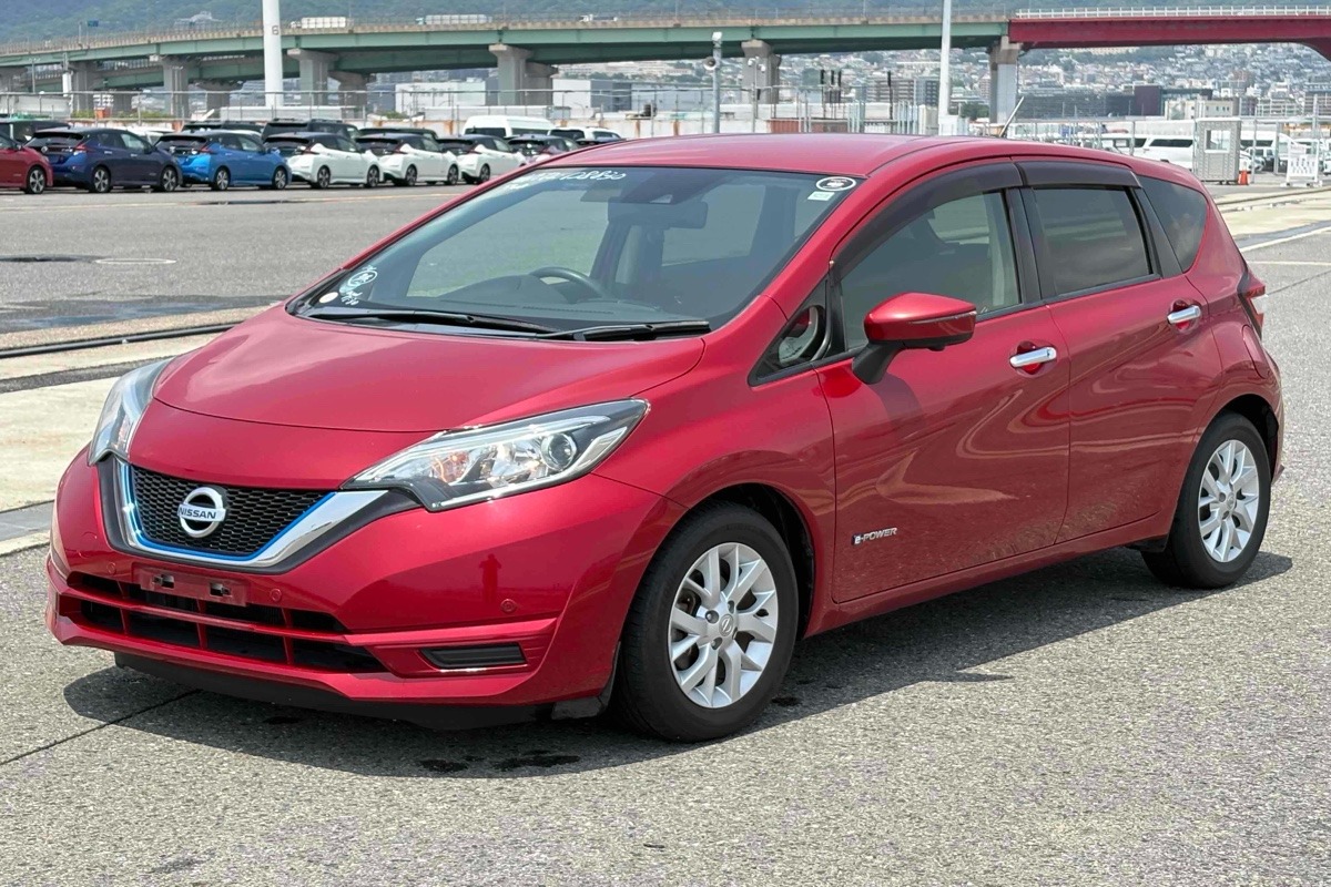 2017 Nissan Note E-POWER X Carousel 6